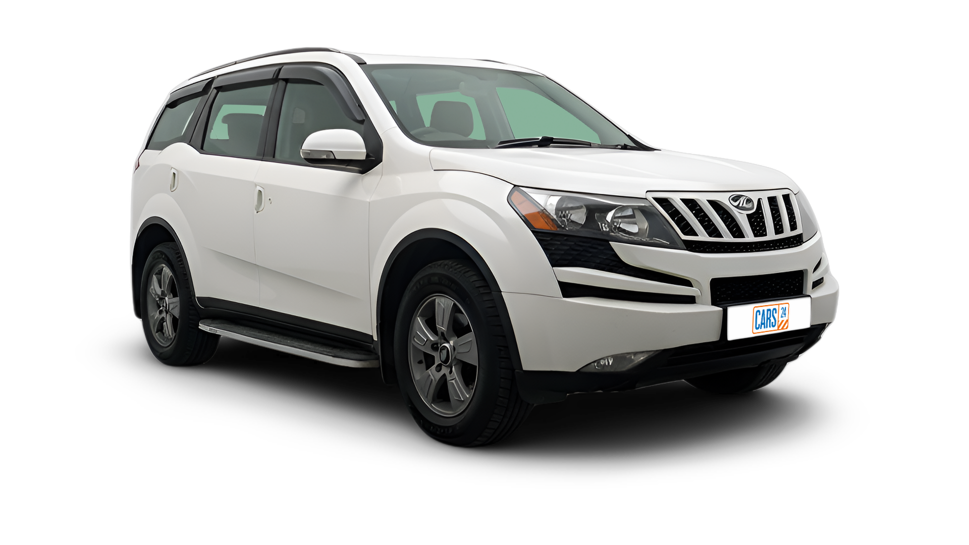 Mahindra XUV500-img